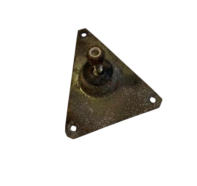 BRIGGS & STRATTON 801240 Snow Blower Mounting Bracket