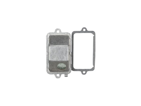 BRIGGS & STRATTON 495736 Engine Breather Assembly