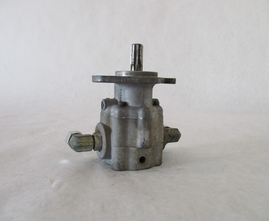 Toro 105-9770 Hydraulic Motor Assembly