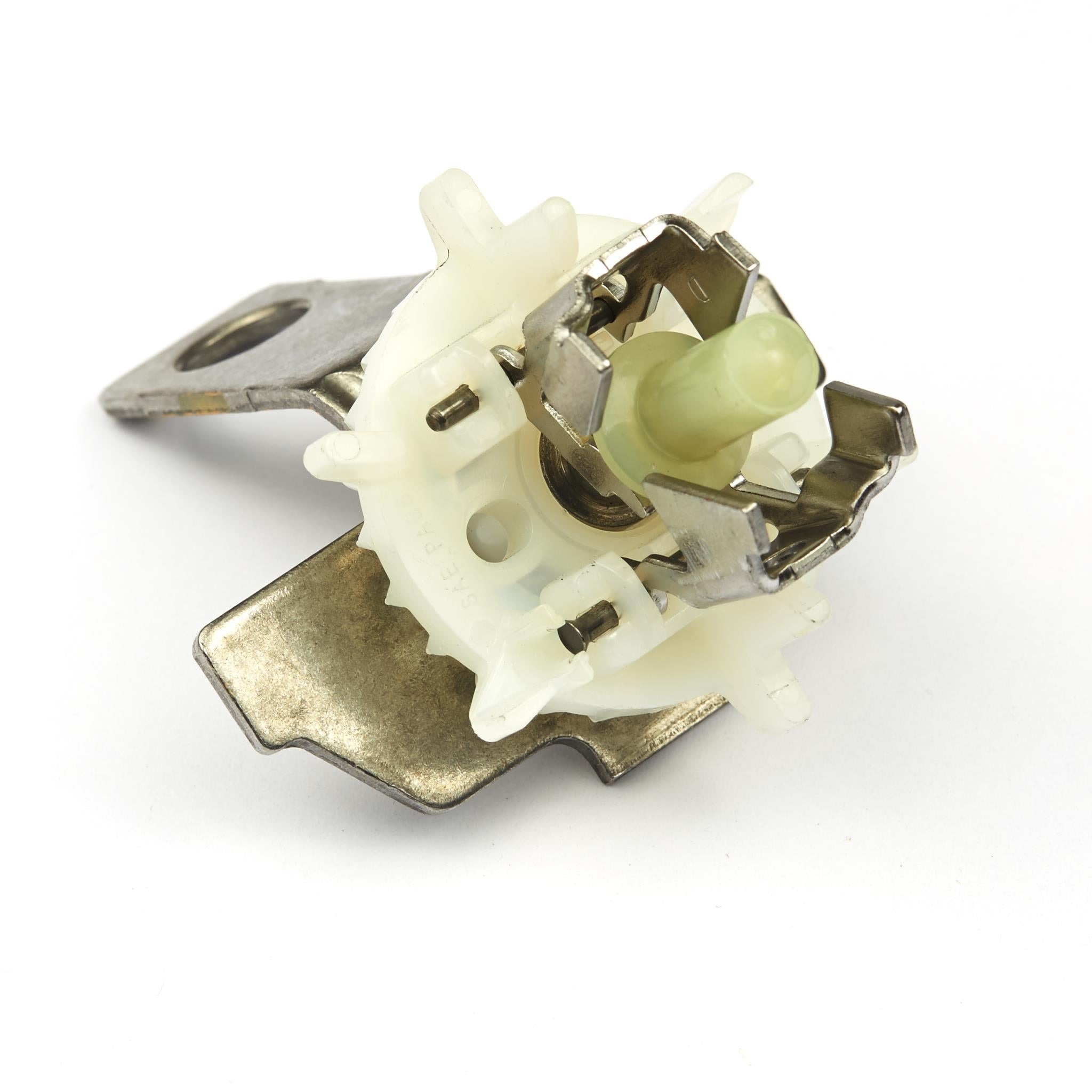 BRIGGS & STRATTON 796650 Engine Governor/Oil Slinger